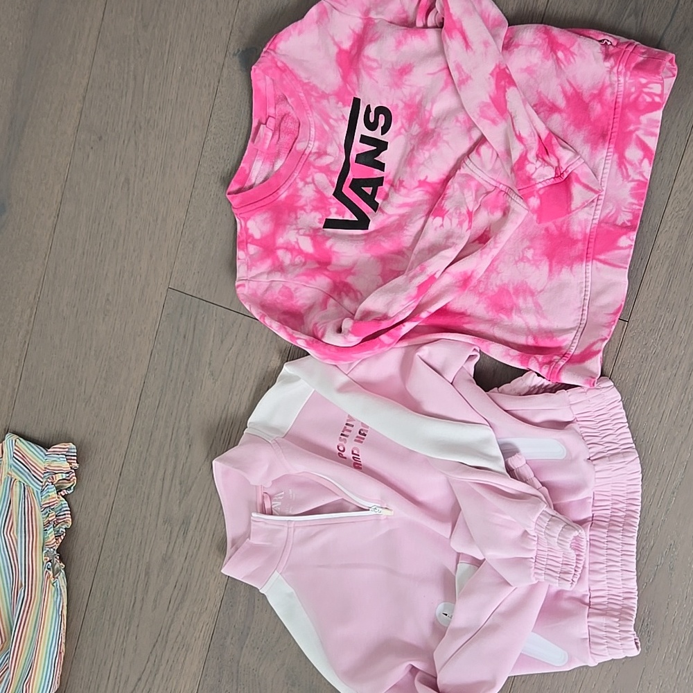 Girls Zara and vans sweaters bundle